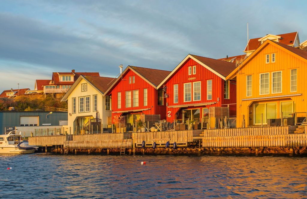 Automating Guest Access: Smart Lock Integrations in Vacation Rentals