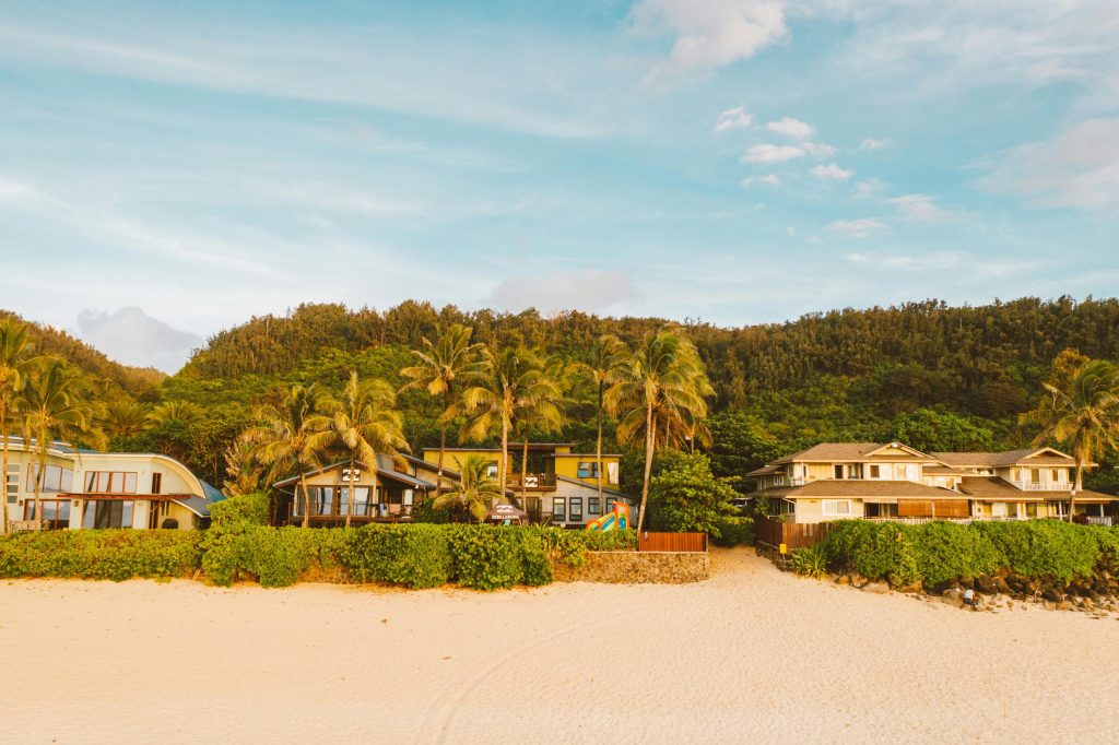 LiveRez Is Sunsetting. Here’s Why I’m Recommending Hostfully Over Streamline